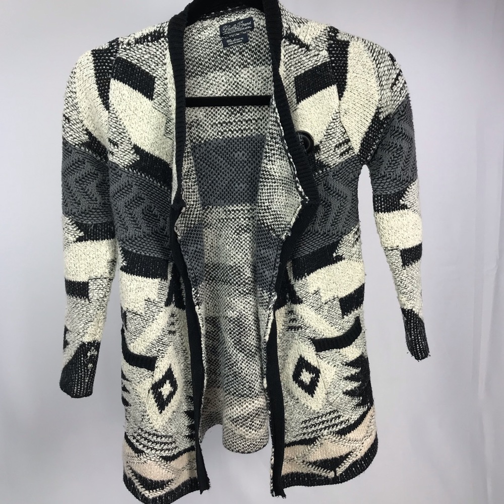 Beautiful Lucky Brand Tribal Print Sweater